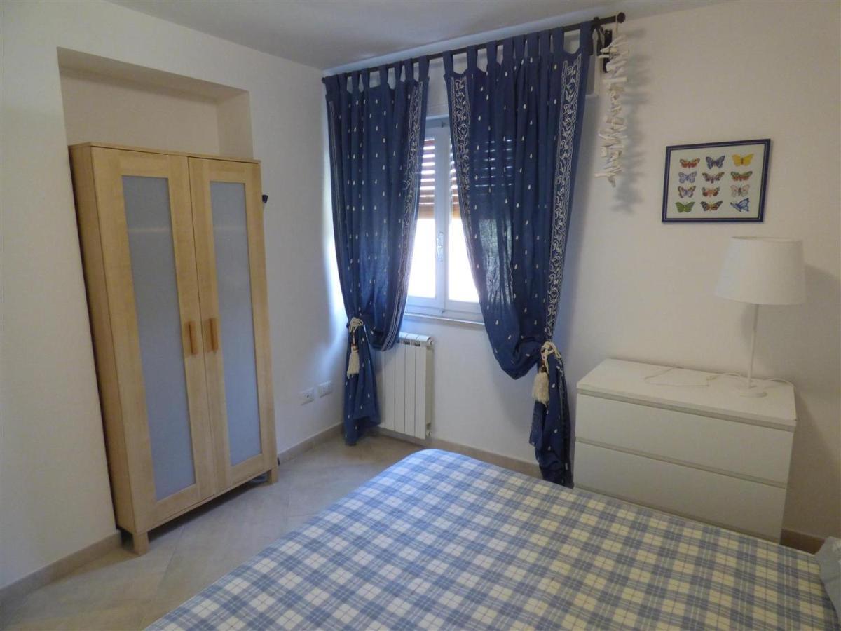 Tundra 1 Apartment Tirrenia Bagian luar foto
